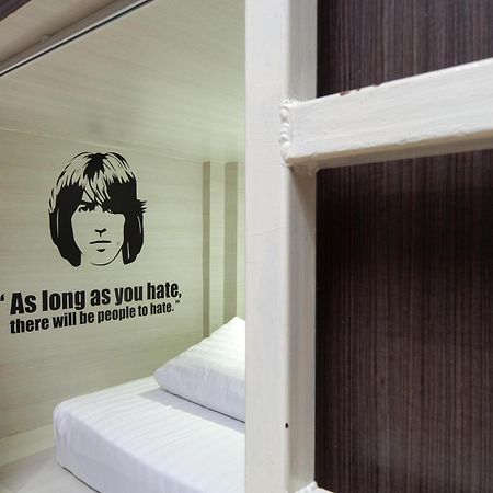 Sleep Walker Poshtel Hostel Чиангмай Екстериор снимка