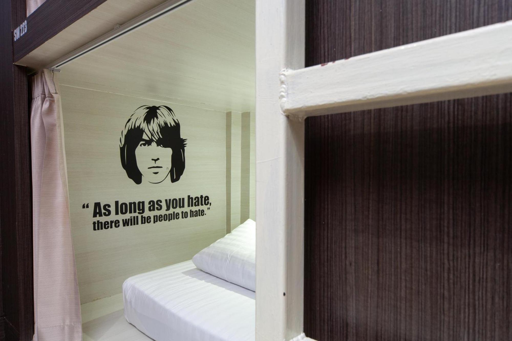 Sleep Walker Poshtel Hostel Чиангмай Екстериор снимка