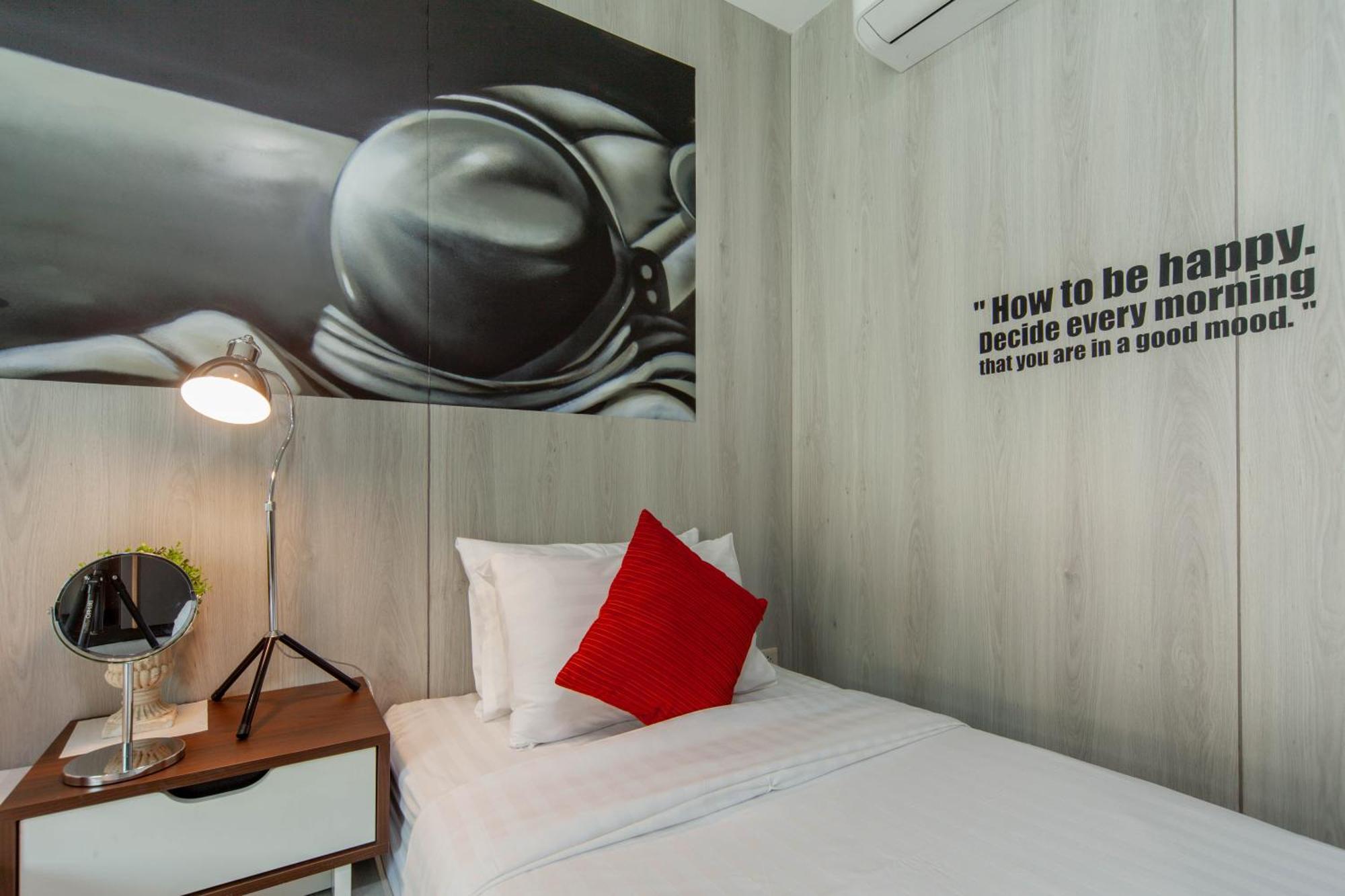 Sleep Walker Poshtel Hostel Чиангмай Екстериор снимка