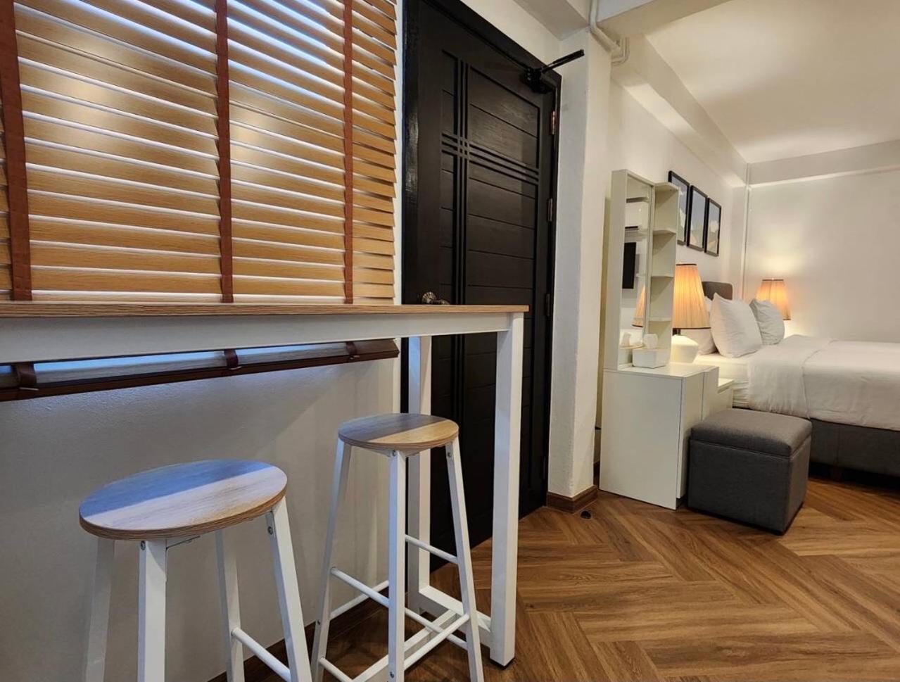 Sleep Walker Poshtel Hostel Чиангмай Екстериор снимка