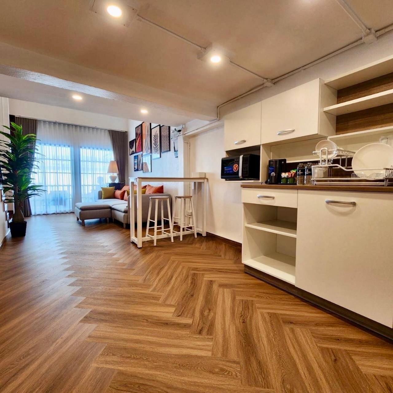 Sleep Walker Poshtel Hostel Чиангмай Екстериор снимка