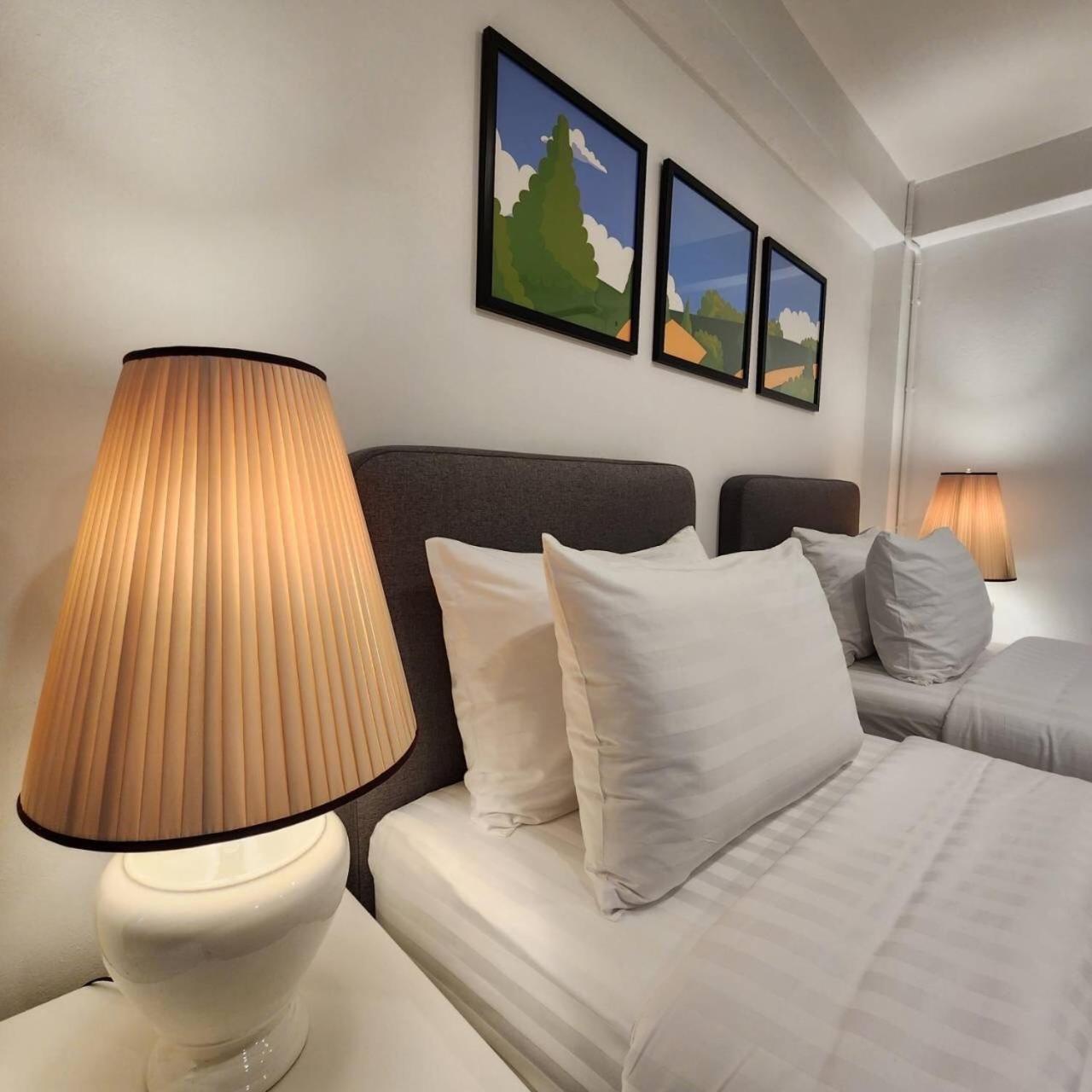 Sleep Walker Poshtel Hostel Чиангмай Екстериор снимка