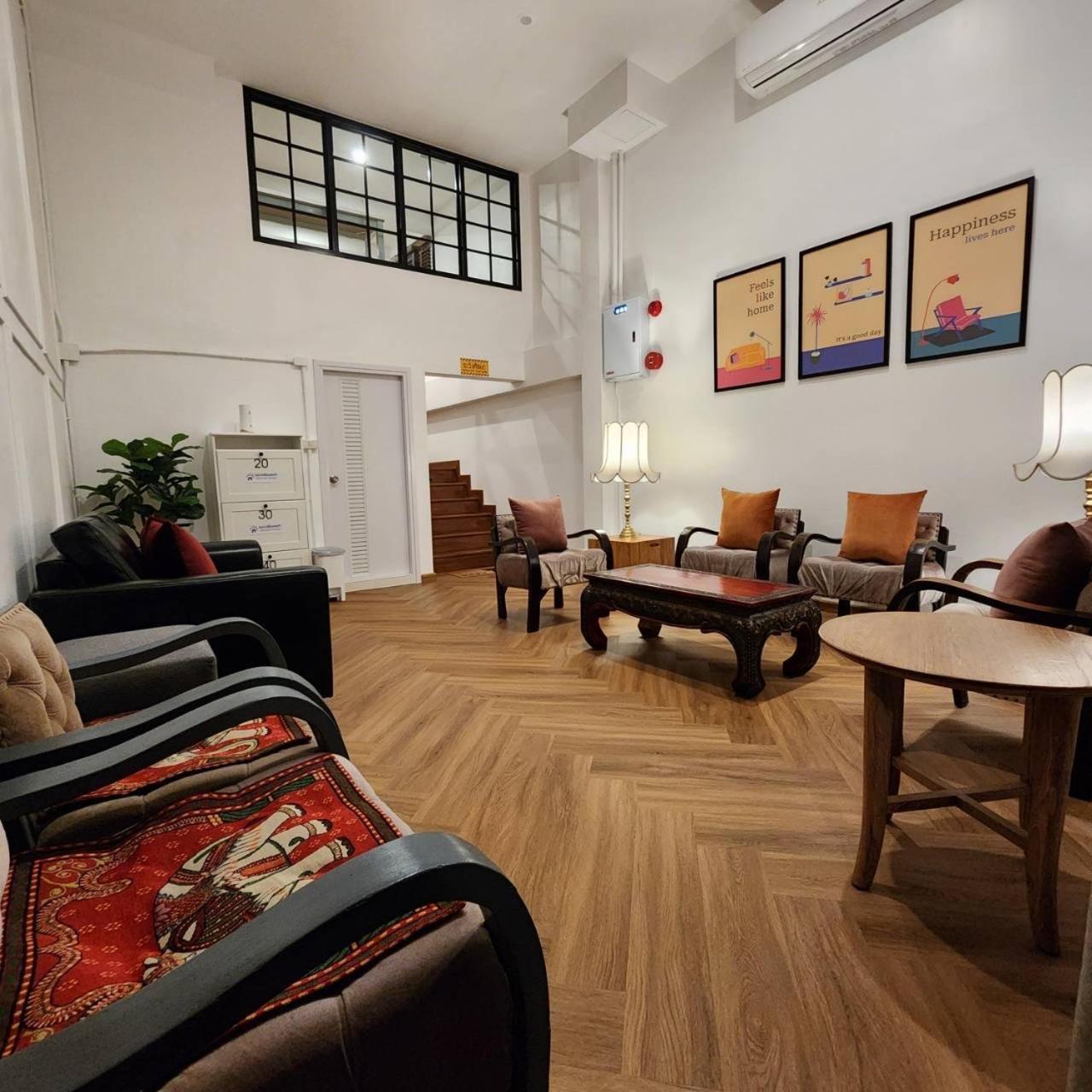 Sleep Walker Poshtel Hostel Чиангмай Екстериор снимка