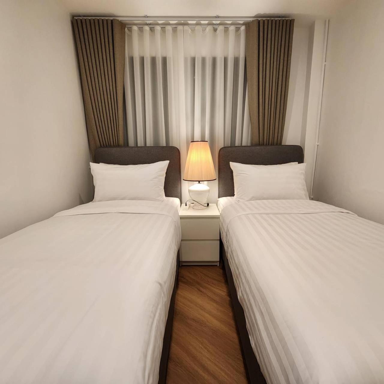 Sleep Walker Poshtel Hostel Чиангмай Екстериор снимка